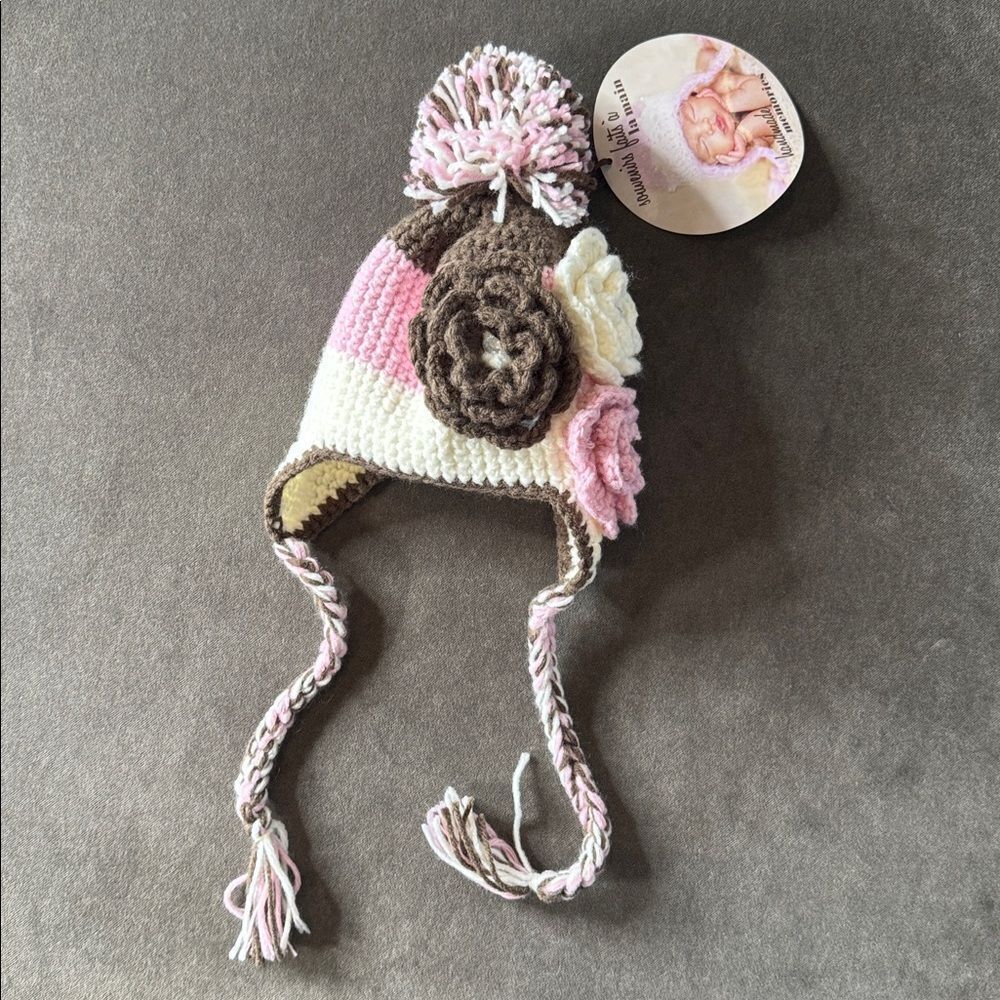 Disney Baby Infant Girls Crocheted Hat Beanie Flowers and Pompom 0-6 months NEW